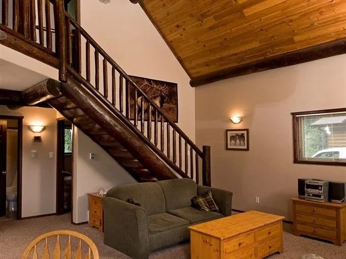 4 Bedroom Cabin — photo 1 of 1