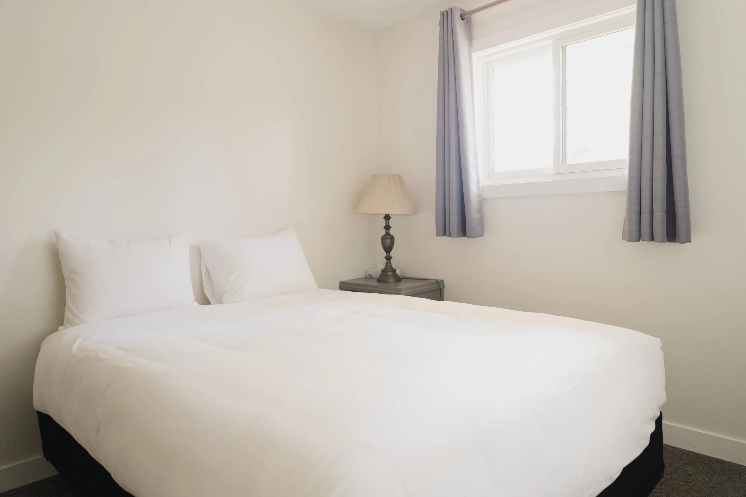 1 Bedroom Standard Suite — photo 1 of 24
