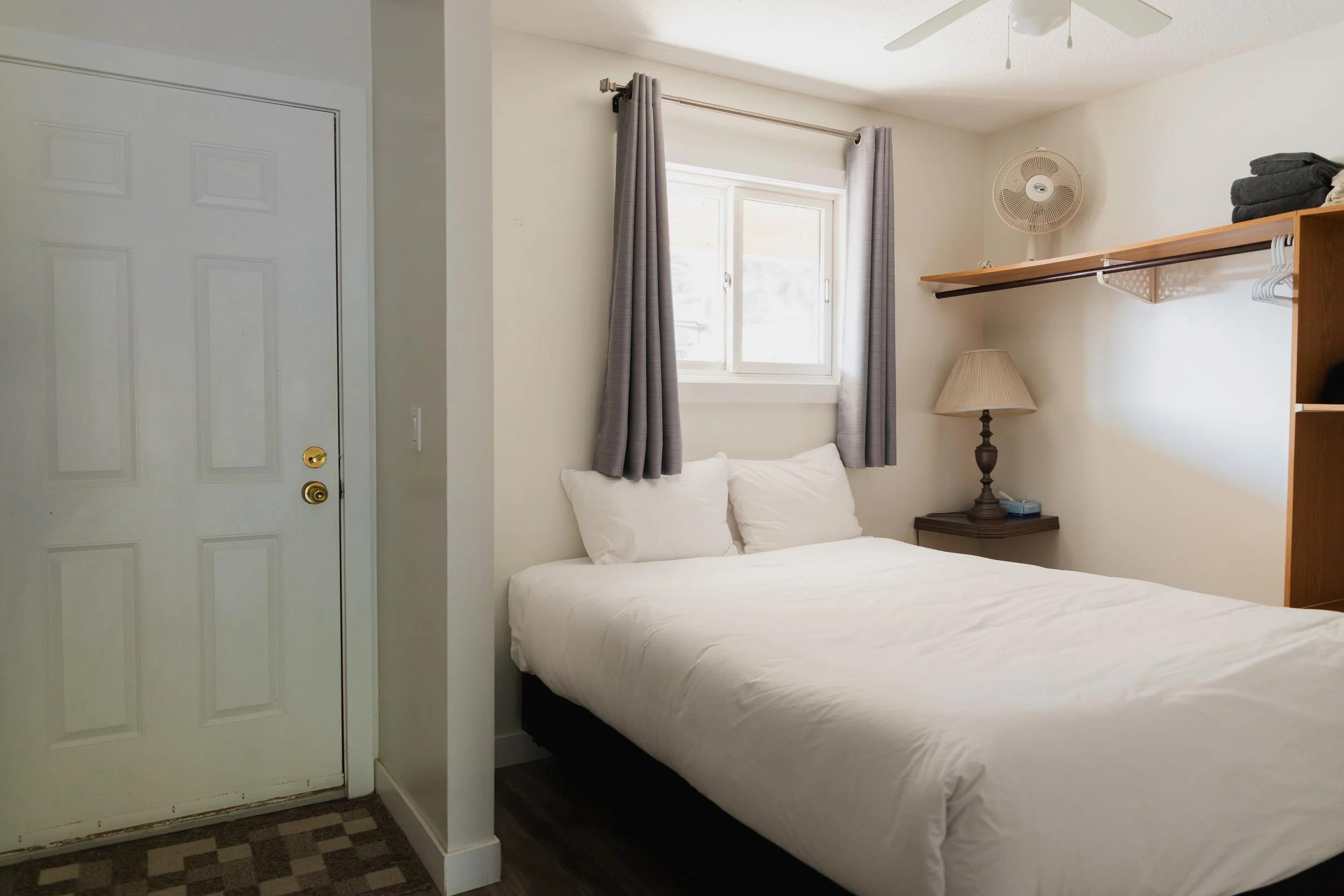 1 Bedroom Standard Suite — photo 6 of 24