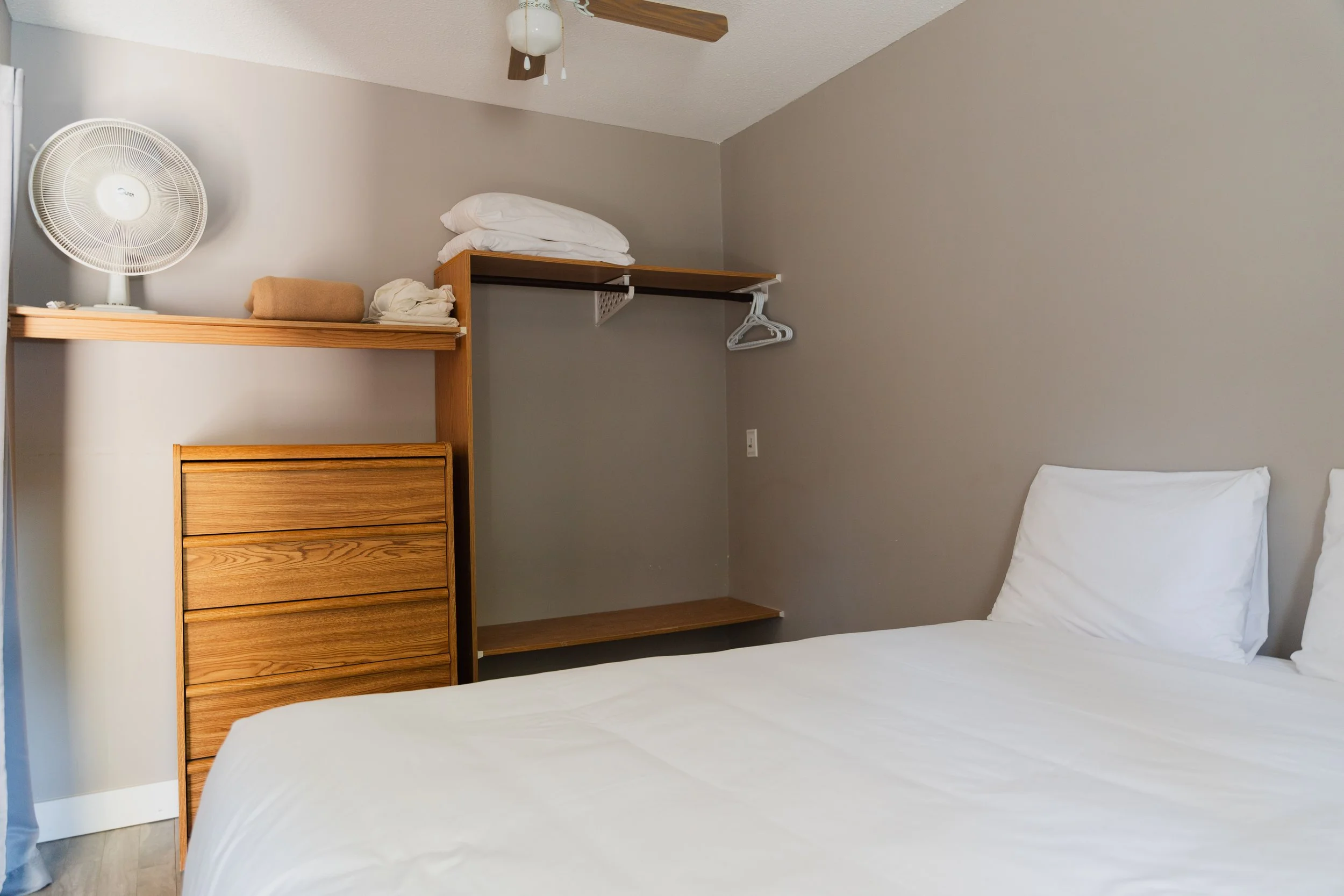 1 Bedroom Accessible Suite — photo 3 of 10