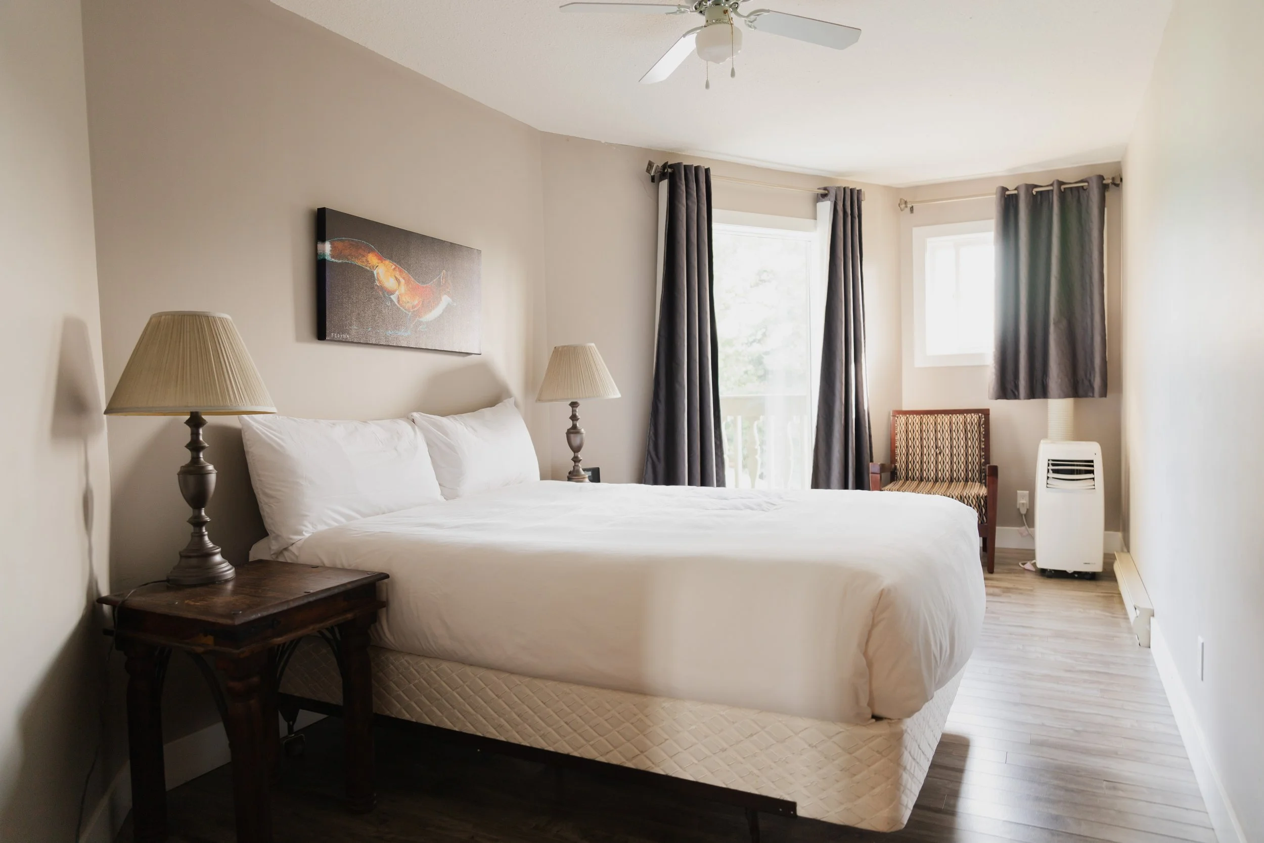 3 Bedroom Upper Executive Suite — photo 2 of 14