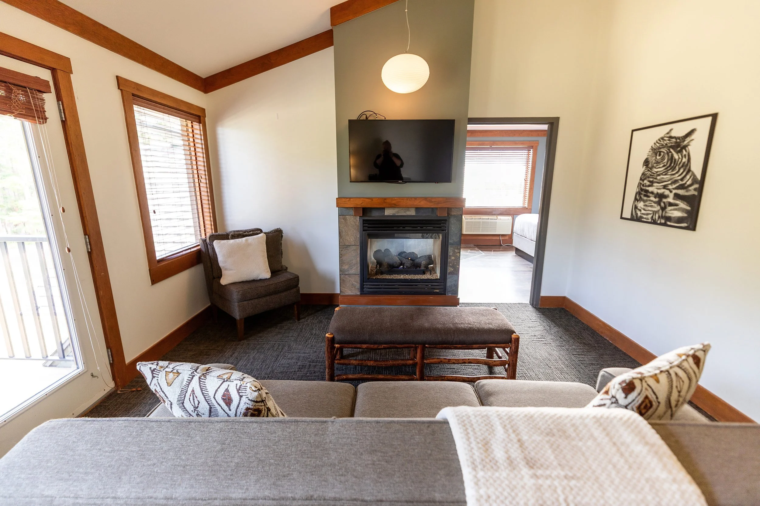 The Executive Suite — photo 2 of 13