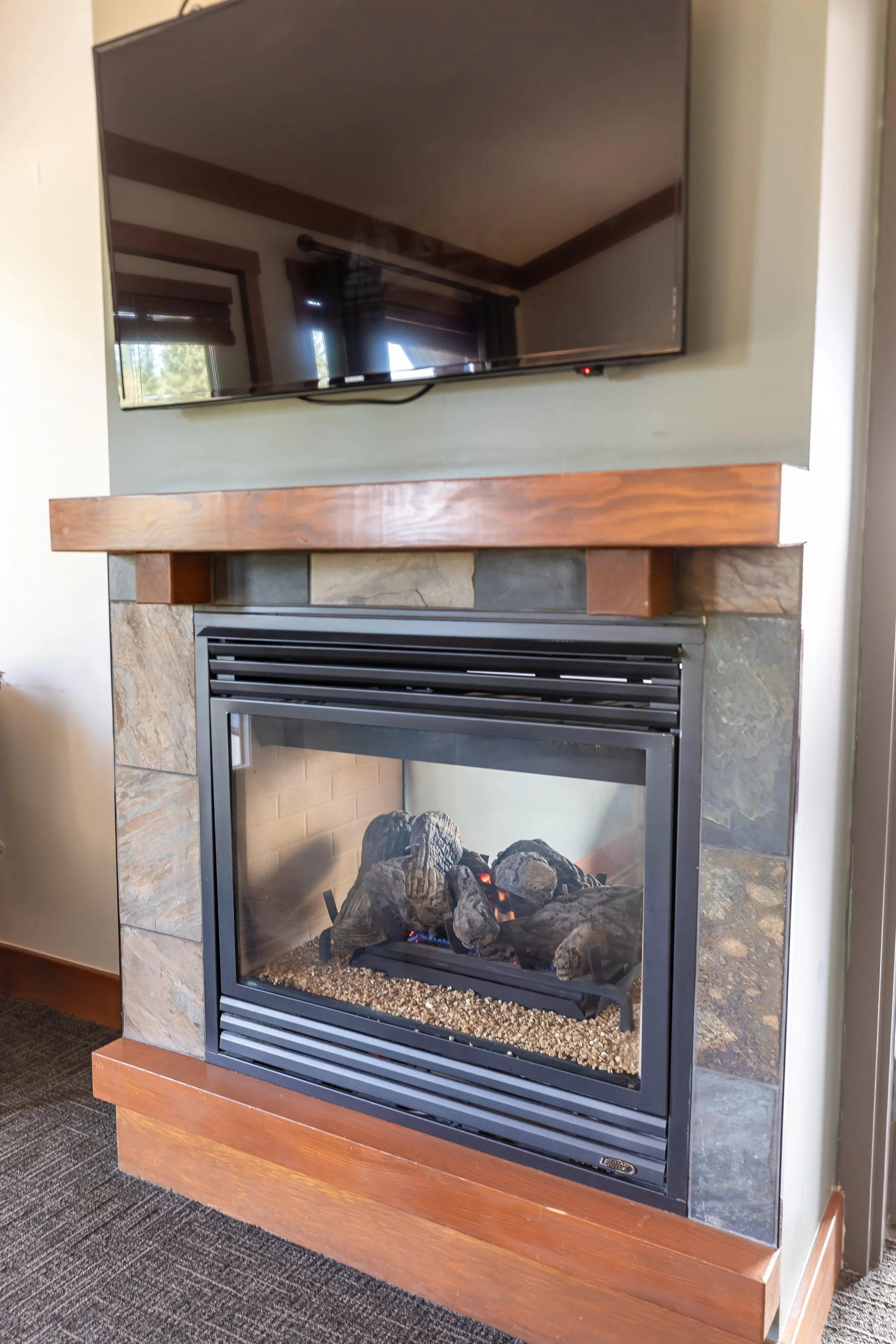 The Executive Suite — photo 3 of 13