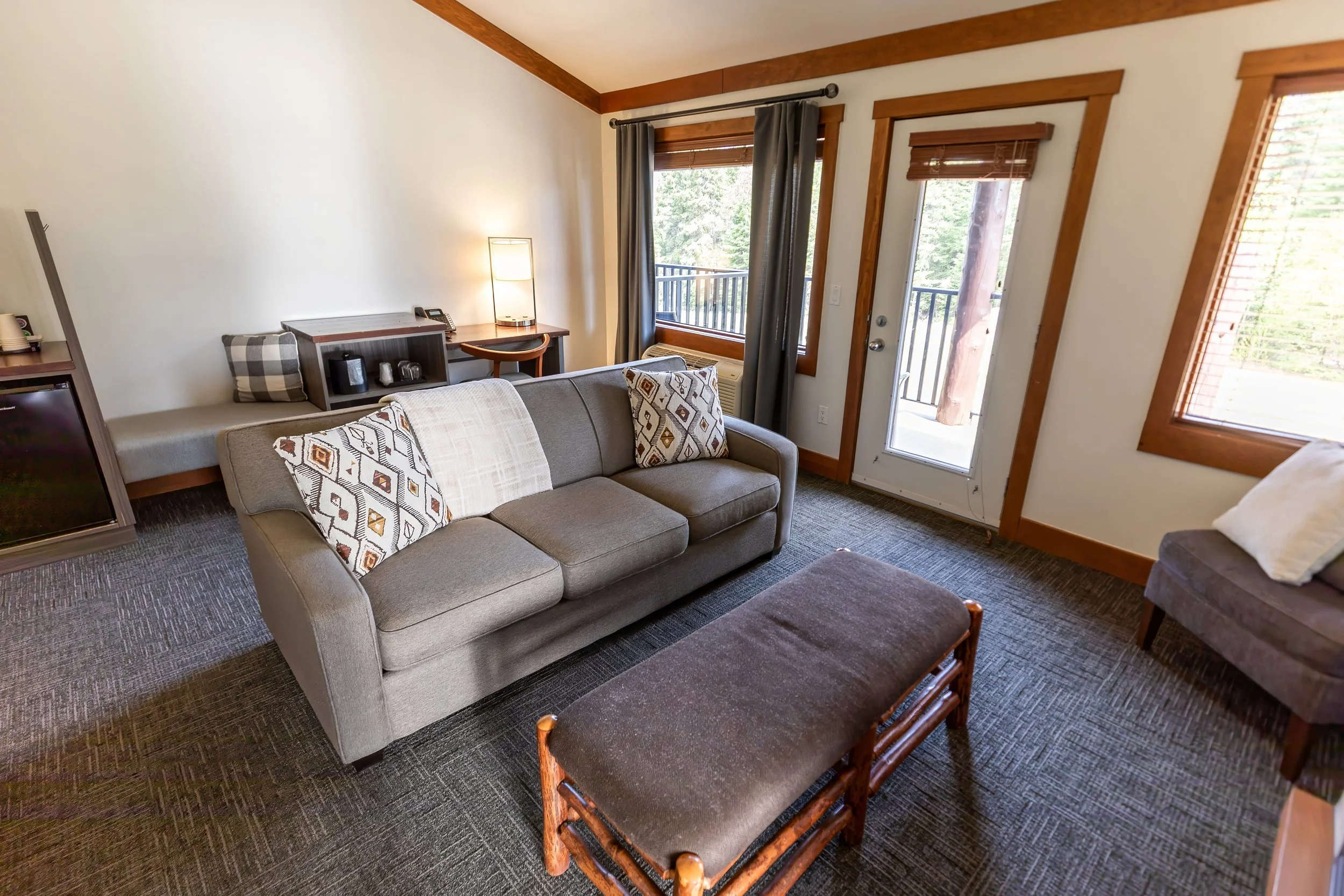 The Executive Suite — photo 4 of 13