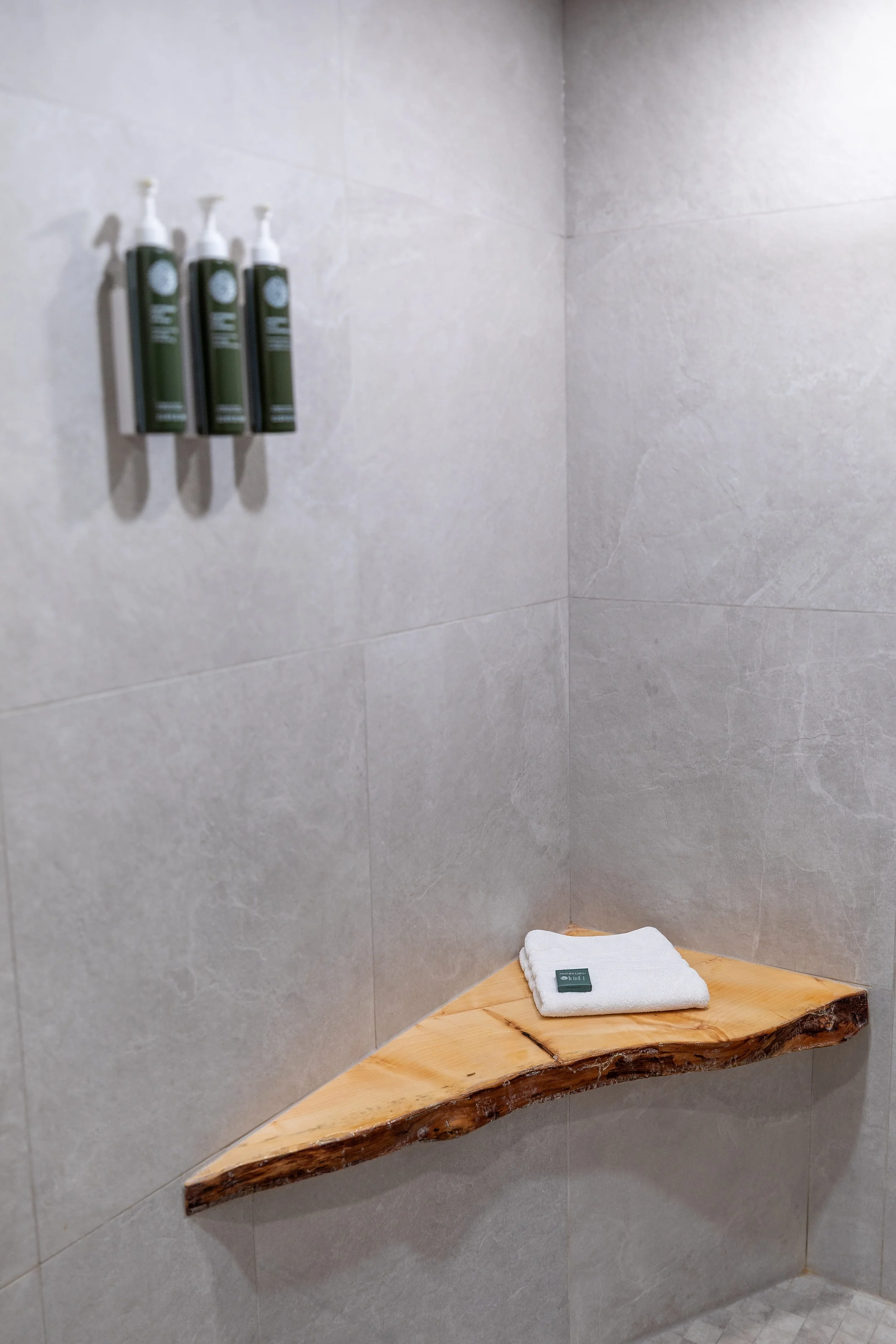 The Executive Suite — photo 9 of 13