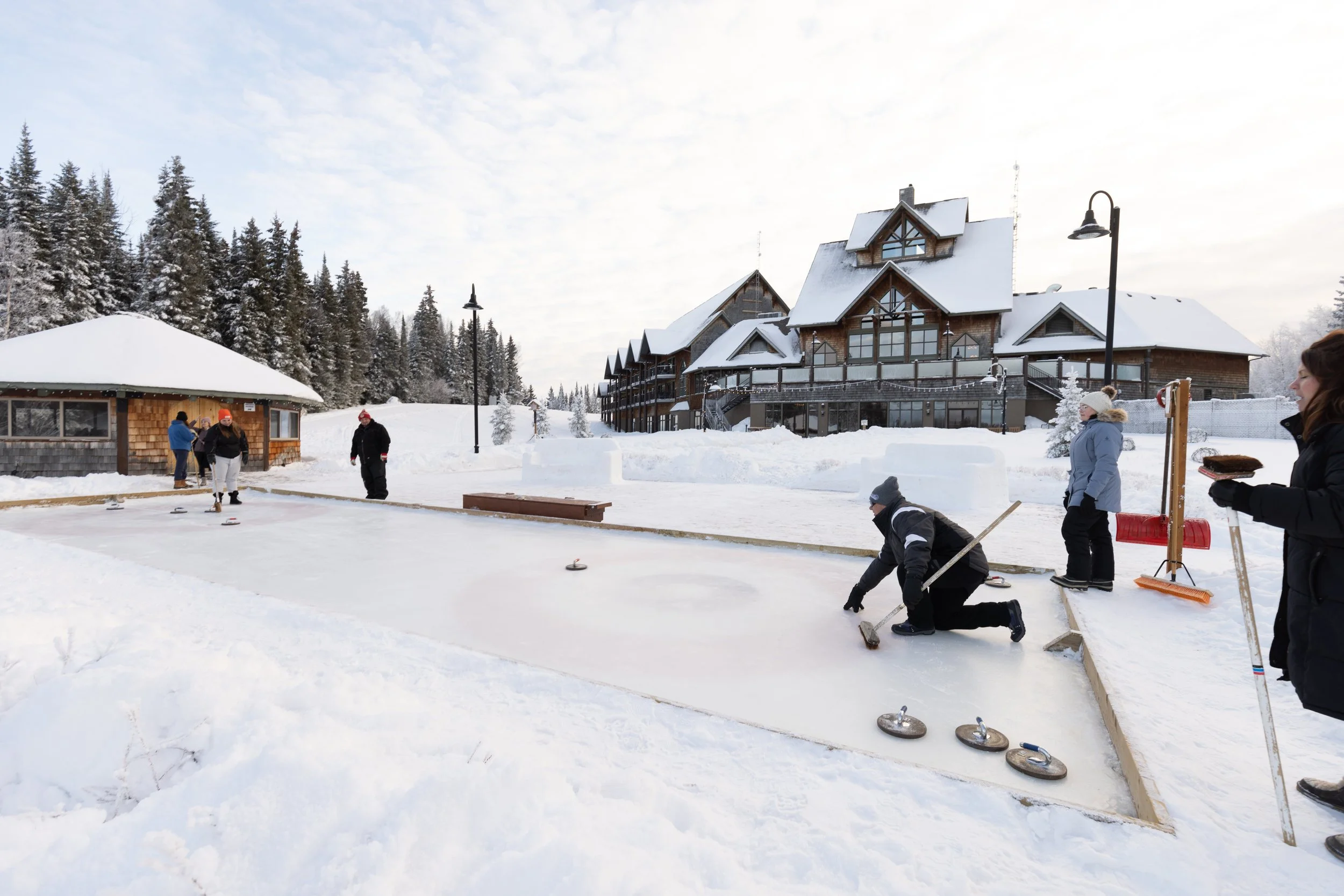 Curling at Elk Ridge Resort